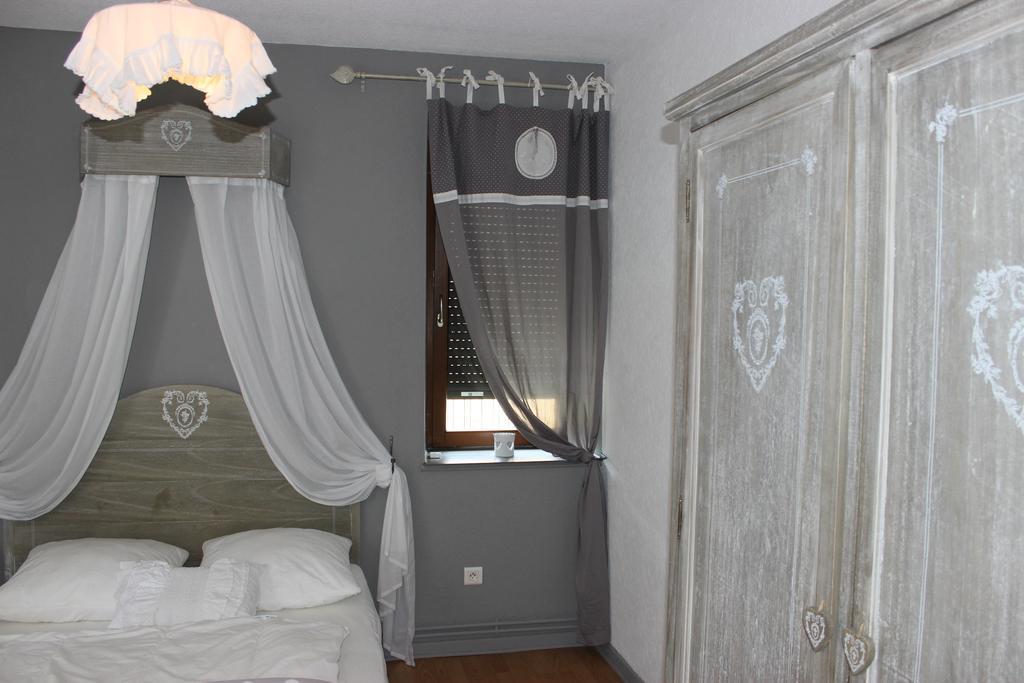 Gite Des 3 Chateaux Ribeauville  Ruang foto